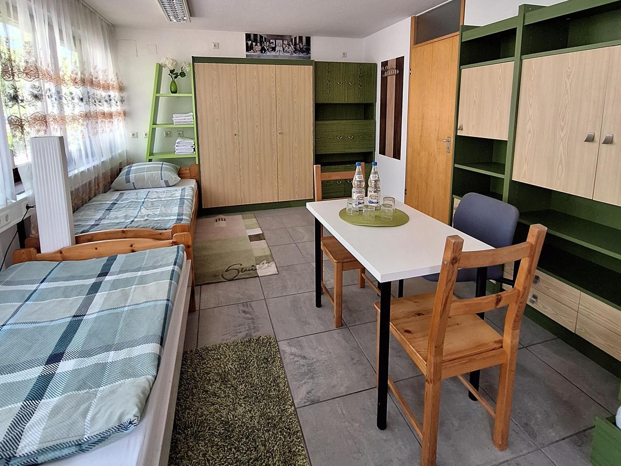 Pension Beim Kastell ซุลซ์ อัม เนคคาร์ ห้อง รูปภาพ